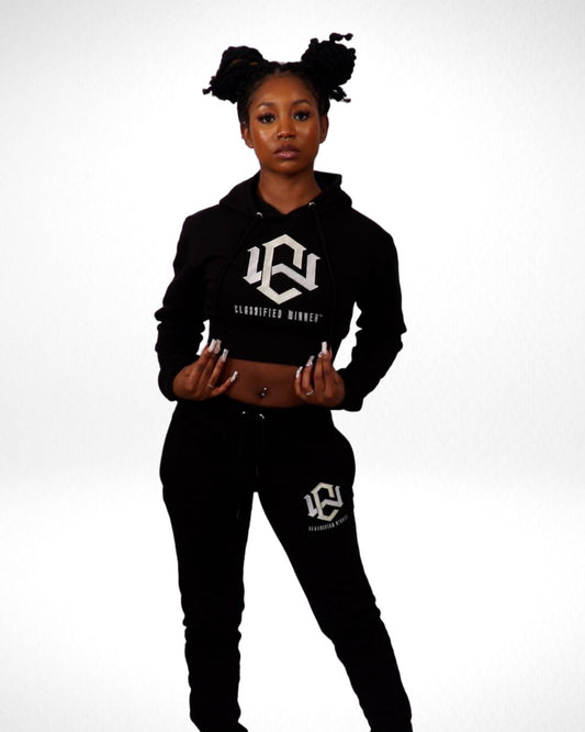 Women’s Black Crop-Top Sweatsuit